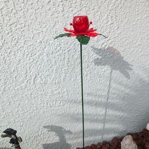 Department 56‎ poinsettia candle flowers with green stands for yard